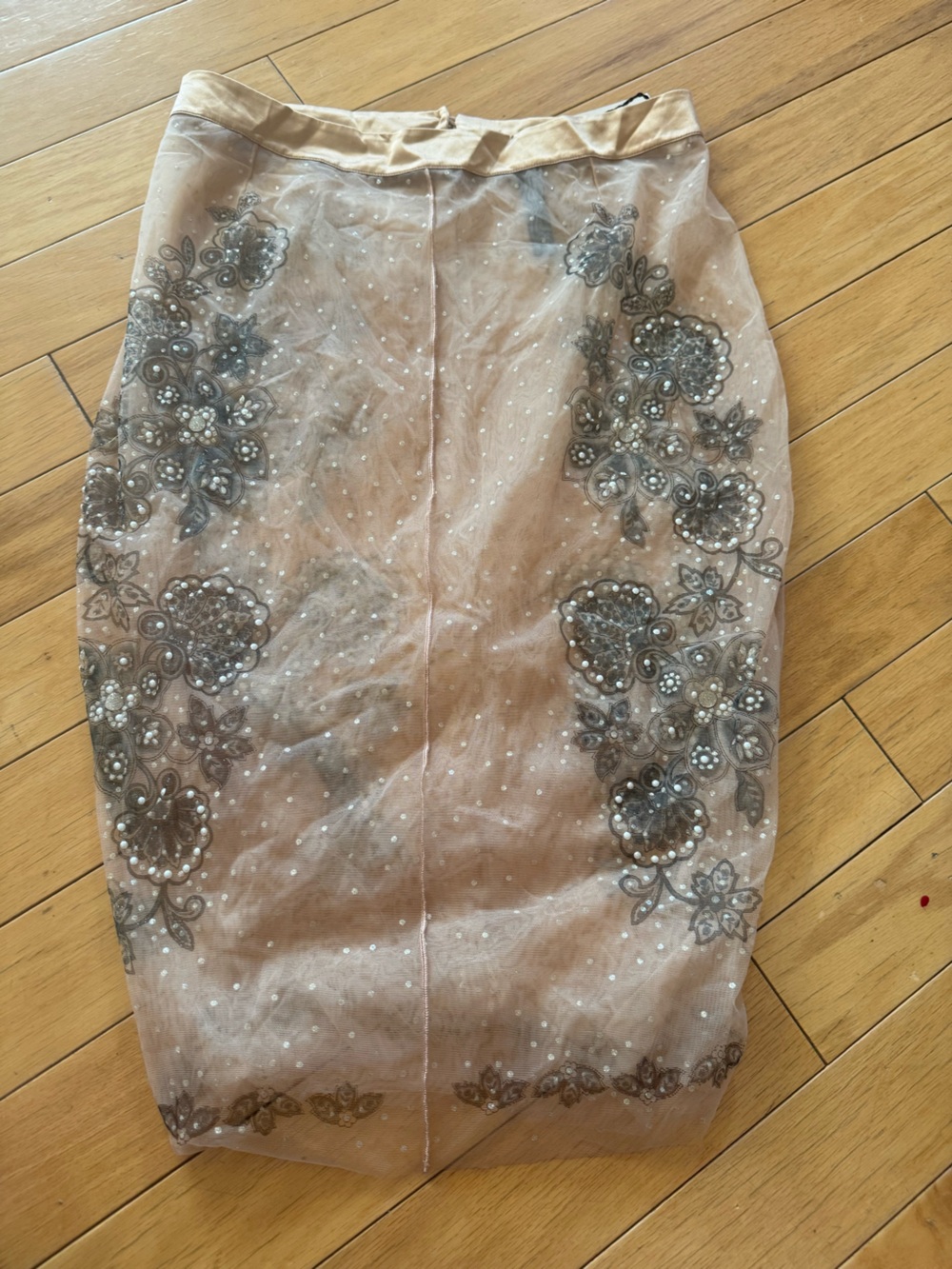 La Perla Beige Lace Mini Skirt with Gray Floral Beading